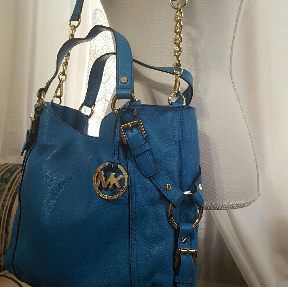 Michael Kors large convertible crossbody/satchel